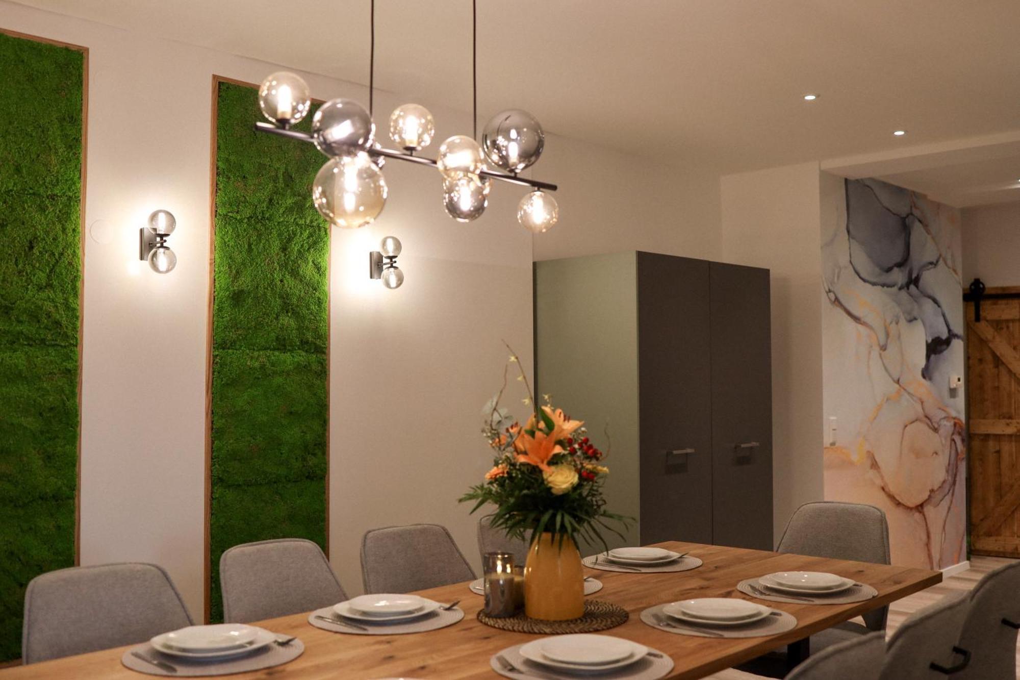 Oomph Berlin The Grand Berlin Group & Family Retreat Apartment