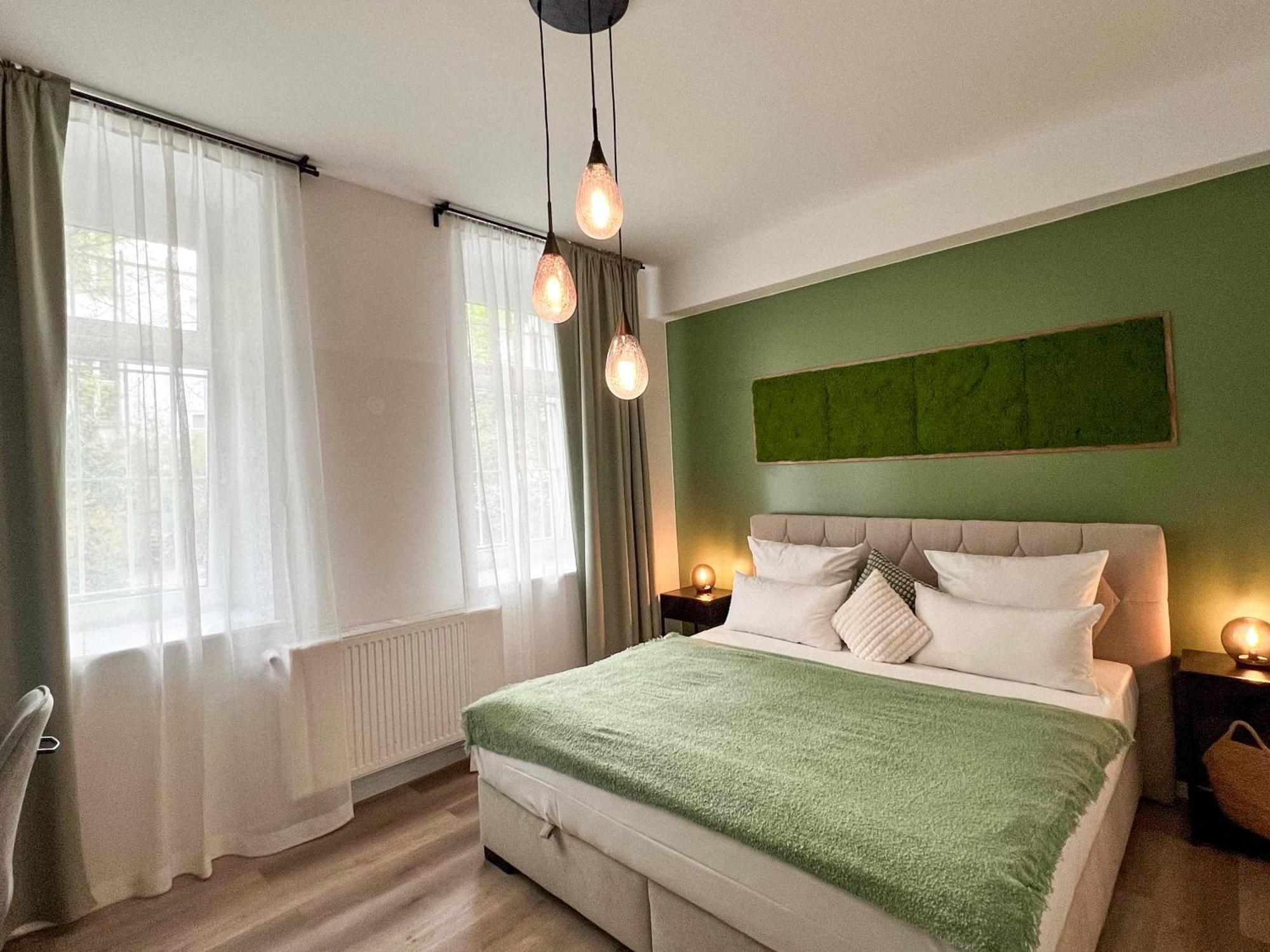 Oomph Berlin The Grand Berlin Group & Family Retreat Apartment Berlin